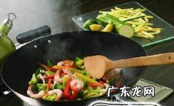哪种锅炒菜更健康