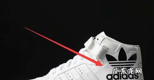 如何辨别阿迪三叶草鞋款真伪