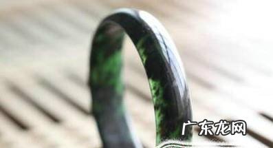 蓝田玉手镯的鉴别方法