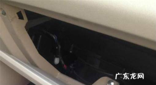 大众空调滤芯更换