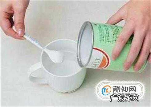 鹦鹉嘴巴起肿瘤疙瘩皮癣如何处理