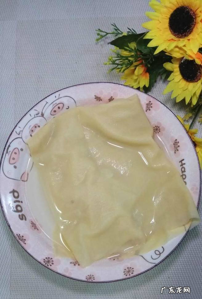 怎样做美味的土豆猪肉豆腐卷