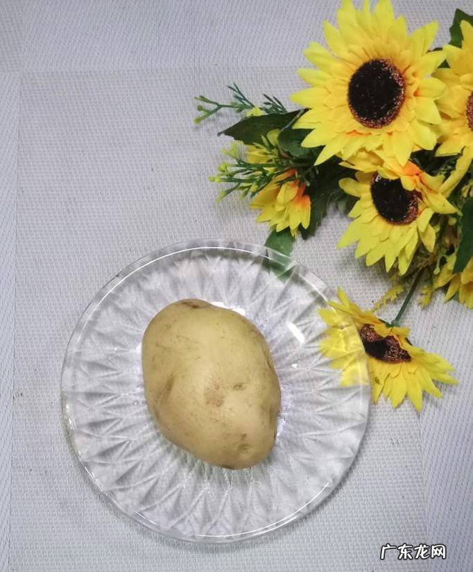 怎样做美味的土豆猪肉豆腐卷
