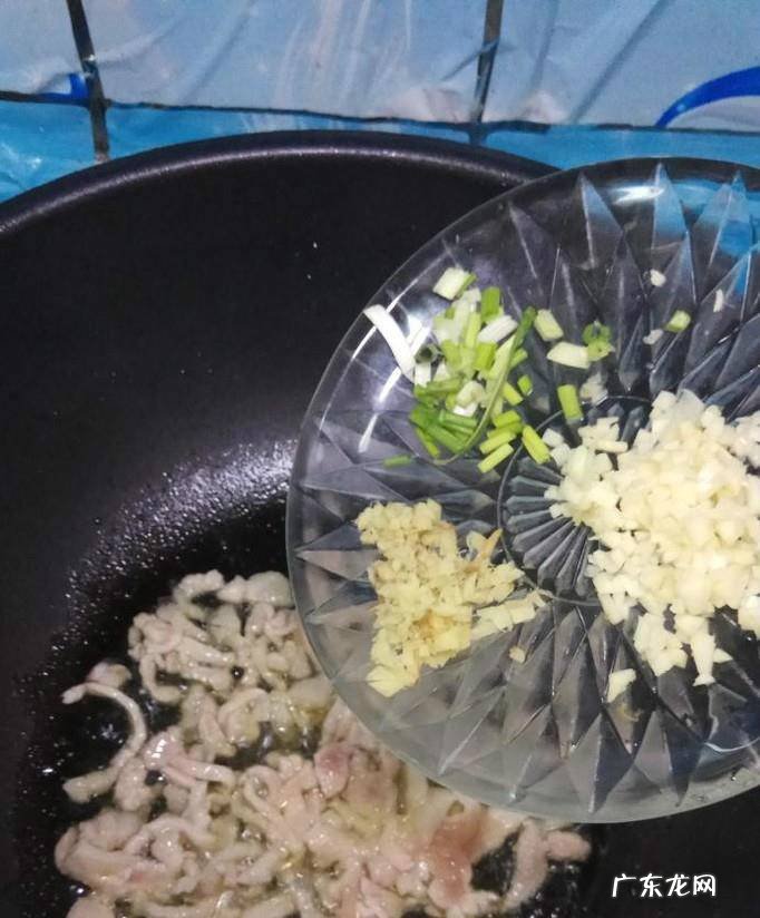 怎样做河南版包菜肉卤面