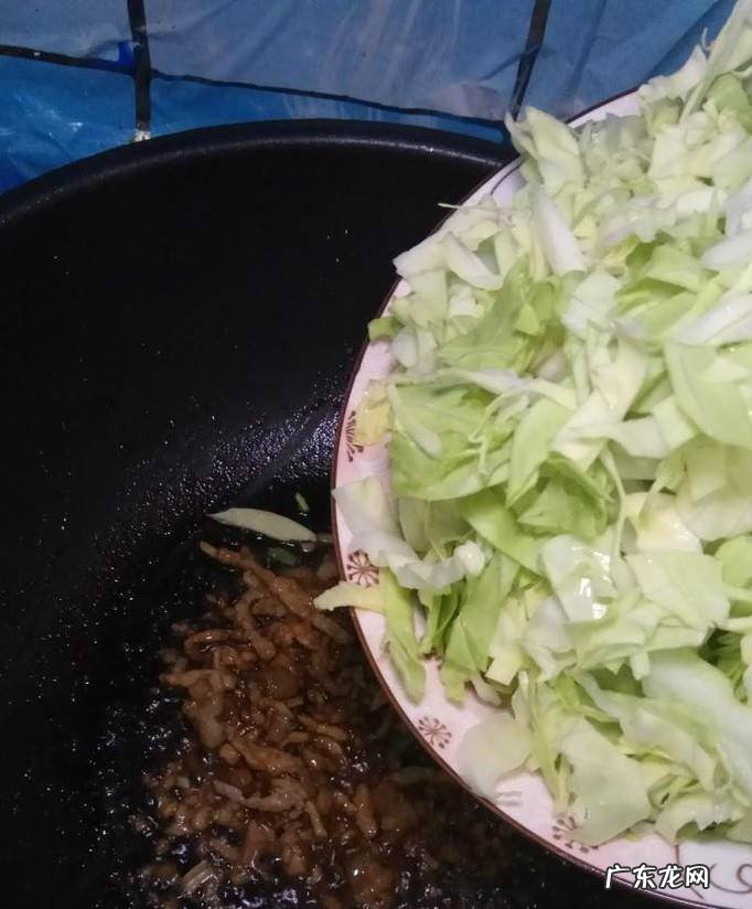 怎样做河南版包菜肉卤面