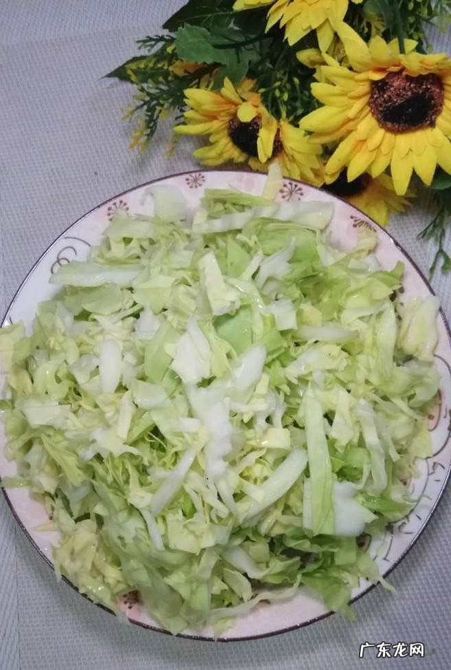 怎样做河南版包菜肉卤面