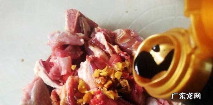 蒜香鸭肉的做法