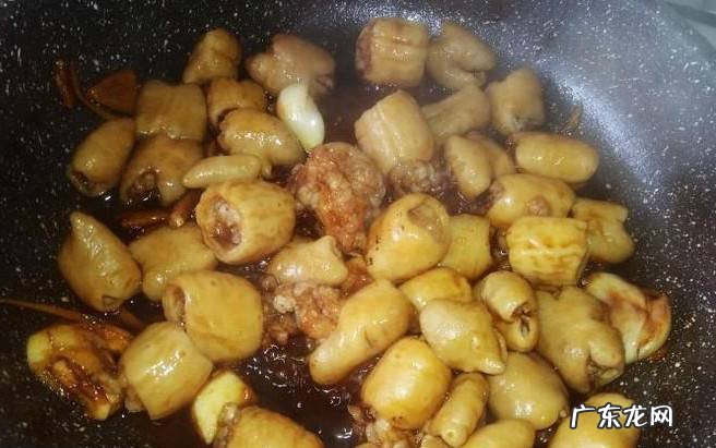 榄角爆大肠的做法