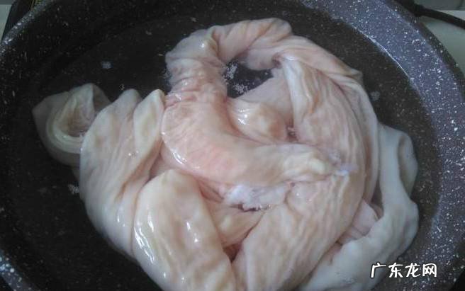 榄角爆大肠的做法