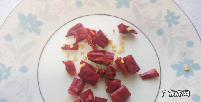 秋葵炒鸡蛋的家常做法
