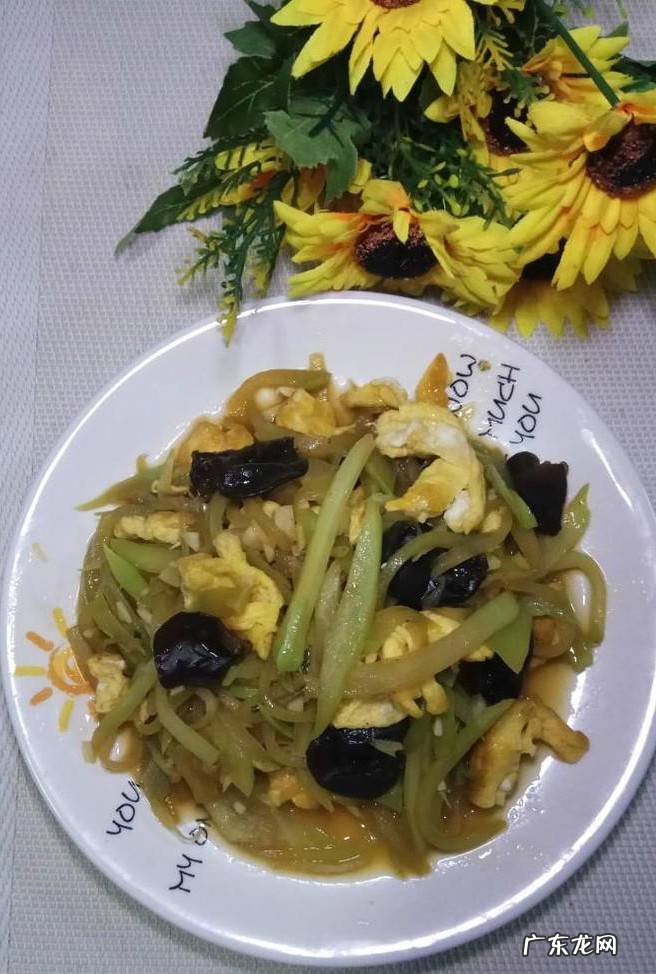 怎样做美味的佛手瓜木耳炒鸡蛋