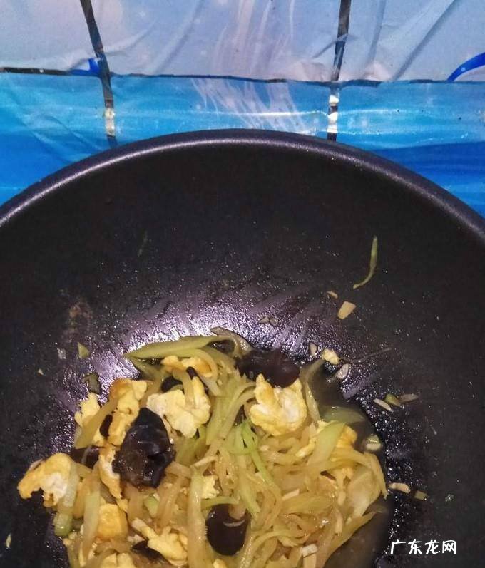 怎样做美味的佛手瓜木耳炒鸡蛋