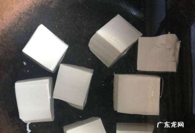 如何做凉拌皮蛋豆腐好吃