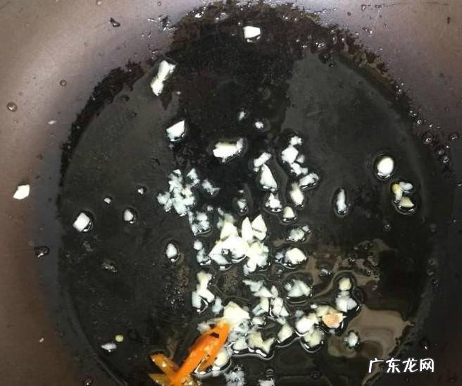 如何做西芹炒肉好吃