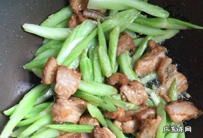 如何做西芹炒肉好吃