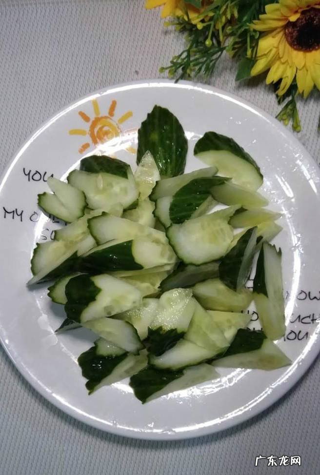 怎样做美味的茄子木耳炒黄瓜