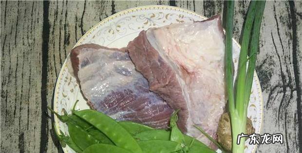 荷兰豆爆炒牛腩的做法