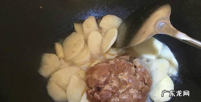 教你做美味的茭白笋炒肉丝