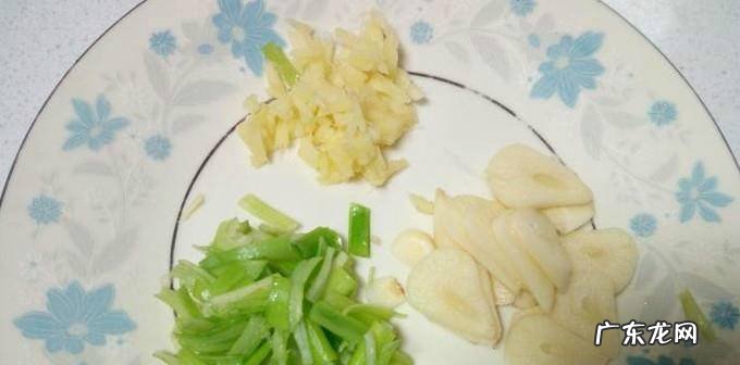 豇豆炒茄子的家常做法