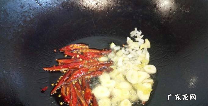豇豆炒黄瓜的家常做法