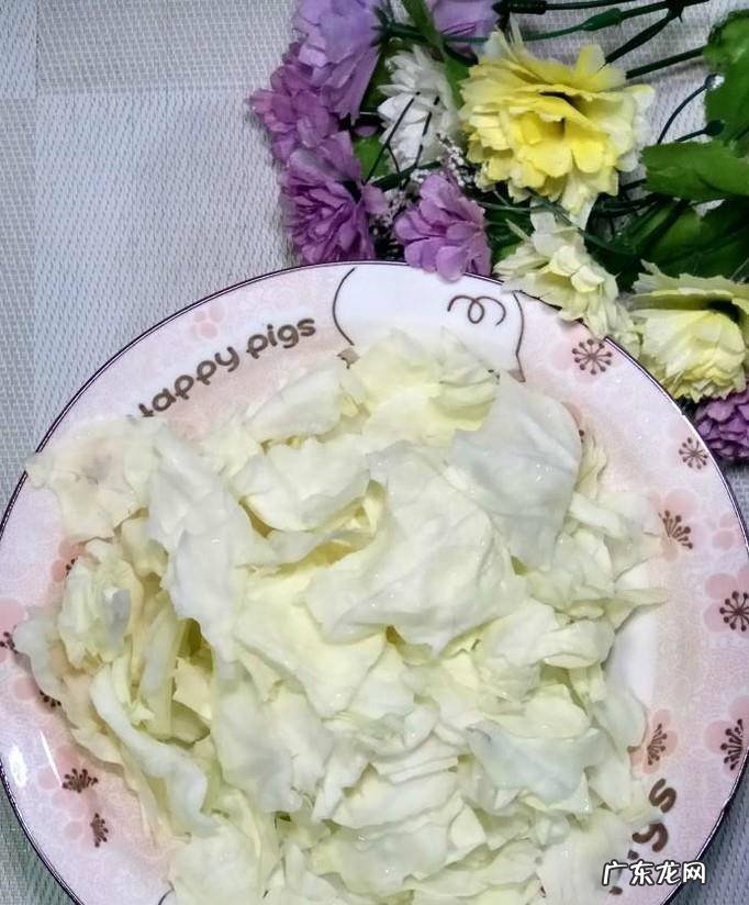 怎样做美味的包菜粉条炒木耳
