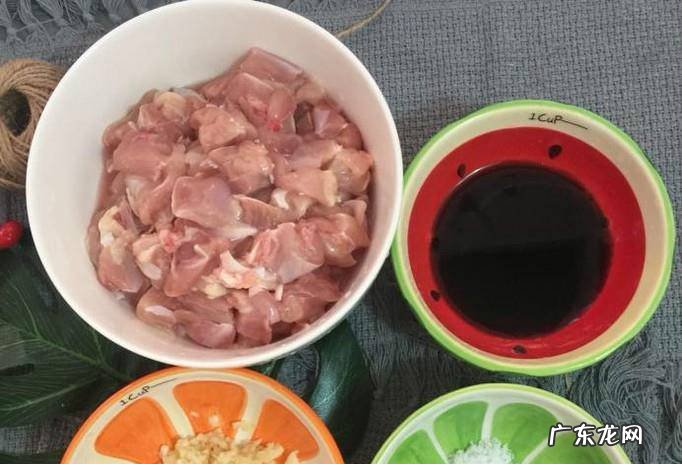 如何在家做盐酥鸡