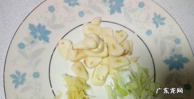 豇豆炒杏鲍菇的家常做法