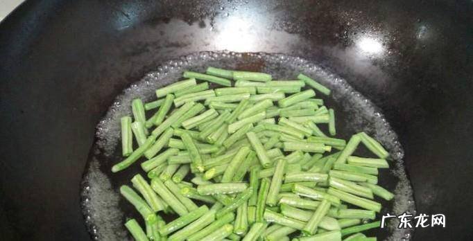 豇豆炒杏鲍菇的家常做法