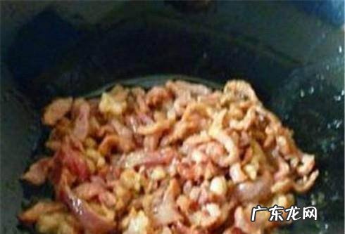 杏鲍菇爆炒鸡肉的做法