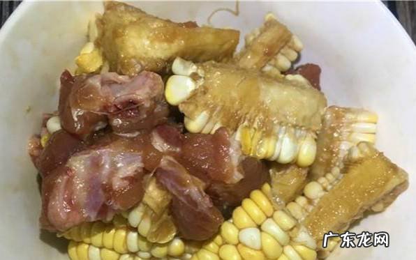 玉米蒸排骨的家常做法