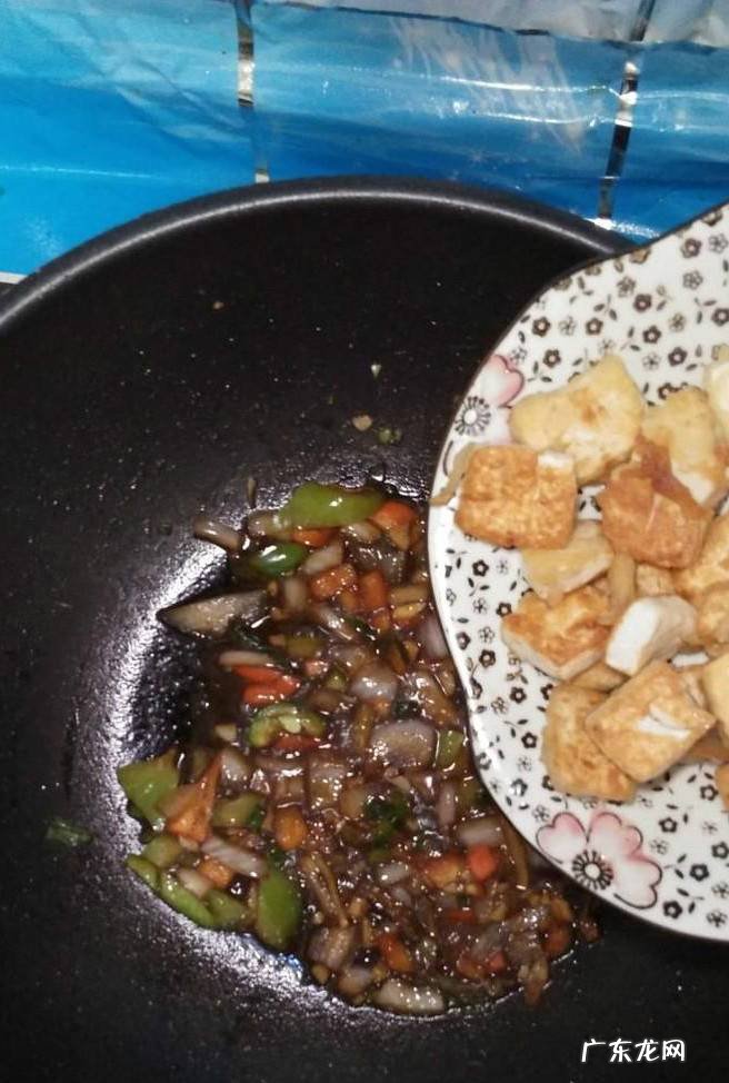 怎样做美味的红烧豆腐