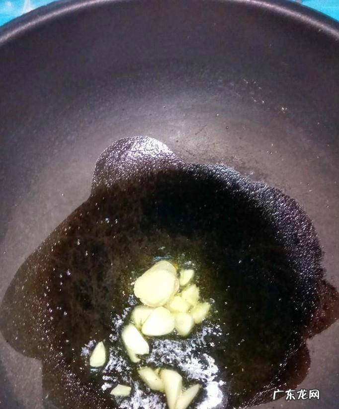 怎样做美味的青椒海带炒豆干