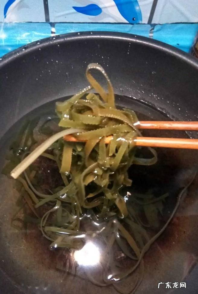 怎样做美味的青椒海带炒豆干