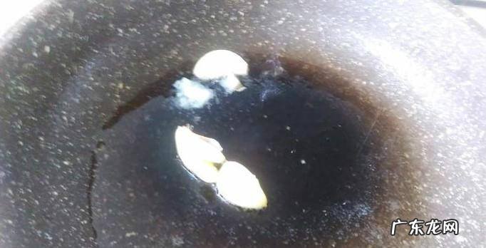 青椒炒鸡肉的做法