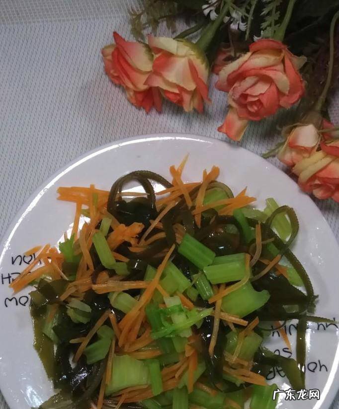 怎样做美味的凉拌海带芹菜胡萝卜丝