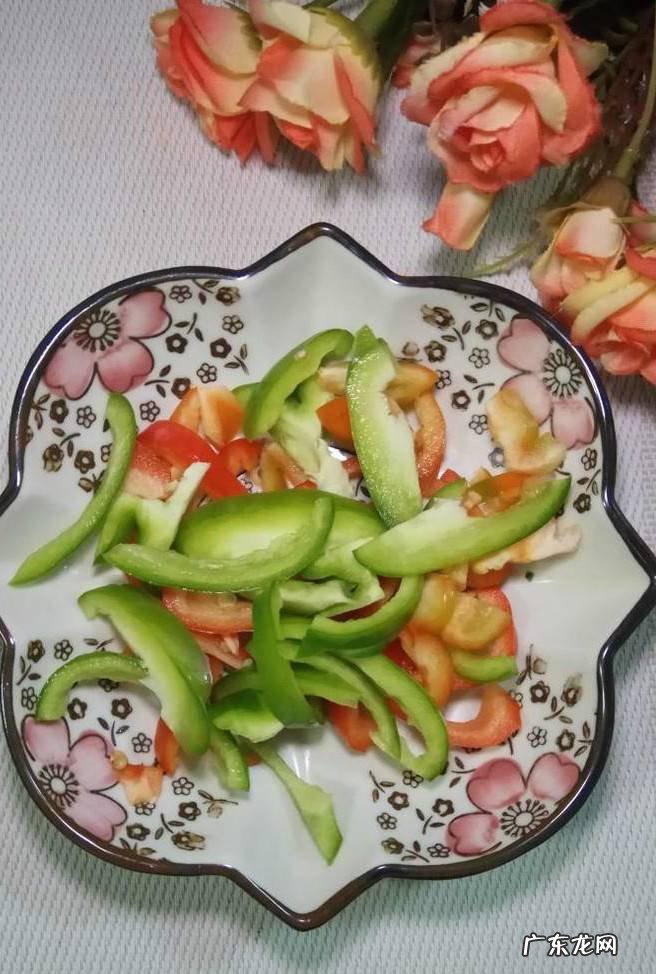 怎样做美味的凉拌海带芹菜胡萝卜丝