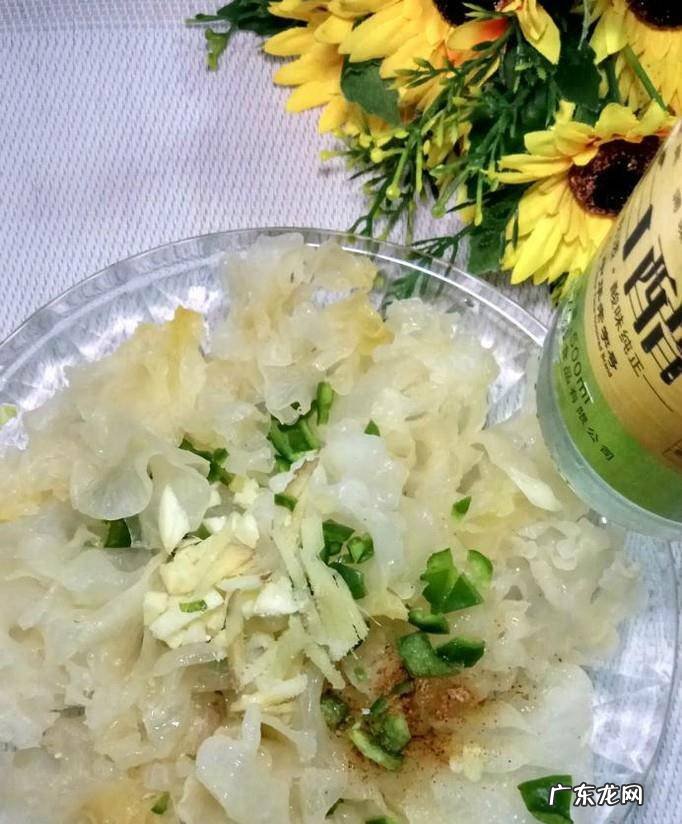 怎样做美味的凉拌银耳