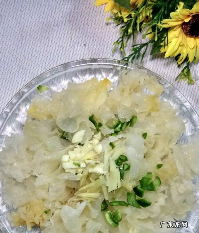 怎样做美味的凉拌银耳