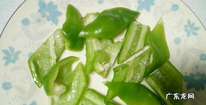 素鸡炒杏鲍菇的家常做法