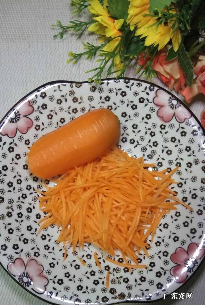 怎样做营养美味的包菜炒胡萝卜