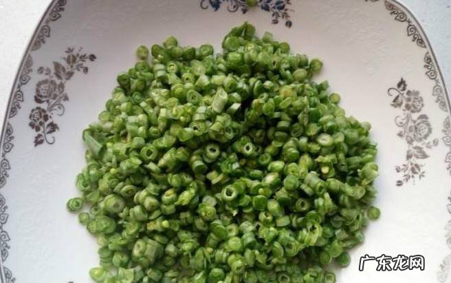 豇豆末塌鸡蛋的家常做法