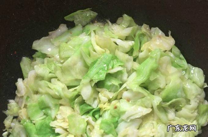 如何做手撕包菜好吃