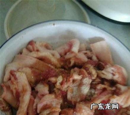 高笋炒肉的做法