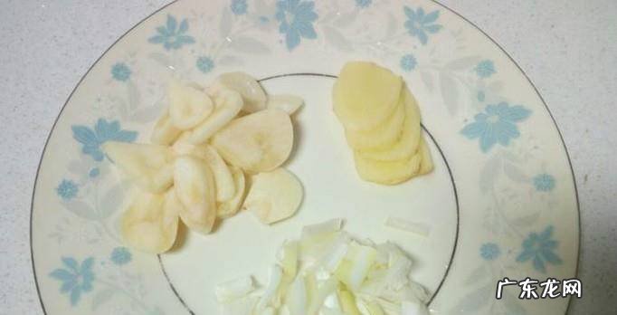 角瓜炒肉丝的家常做法