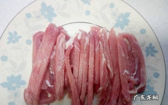 绿豆芽韭黄炒肉丝的家常做法