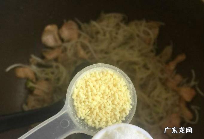 如何做豆芽炒肉好吃