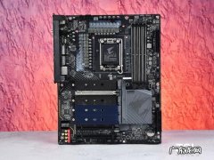 技嘉z690主板有没有圆形插孔