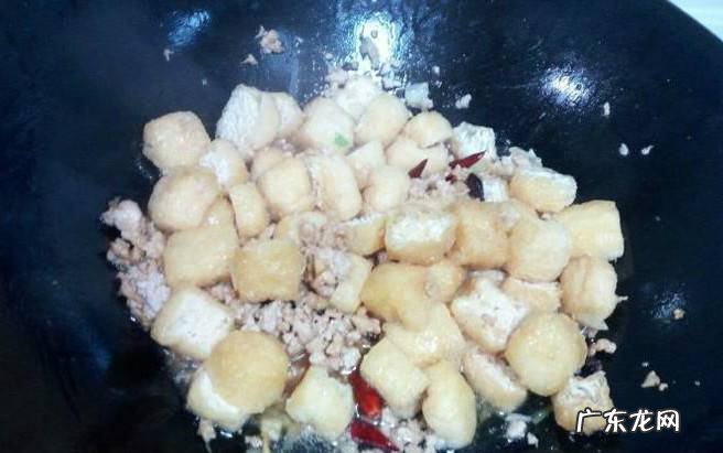豆泡炒小白菜的家常做法