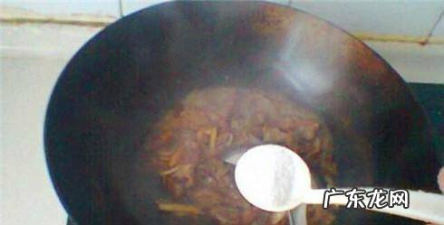 冬瓜炖肉的家常做法