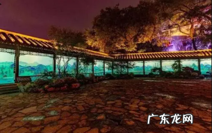 黄鹤楼指的是哪个地方 黄鹤楼和夜上黄鹤楼是一个位置吗